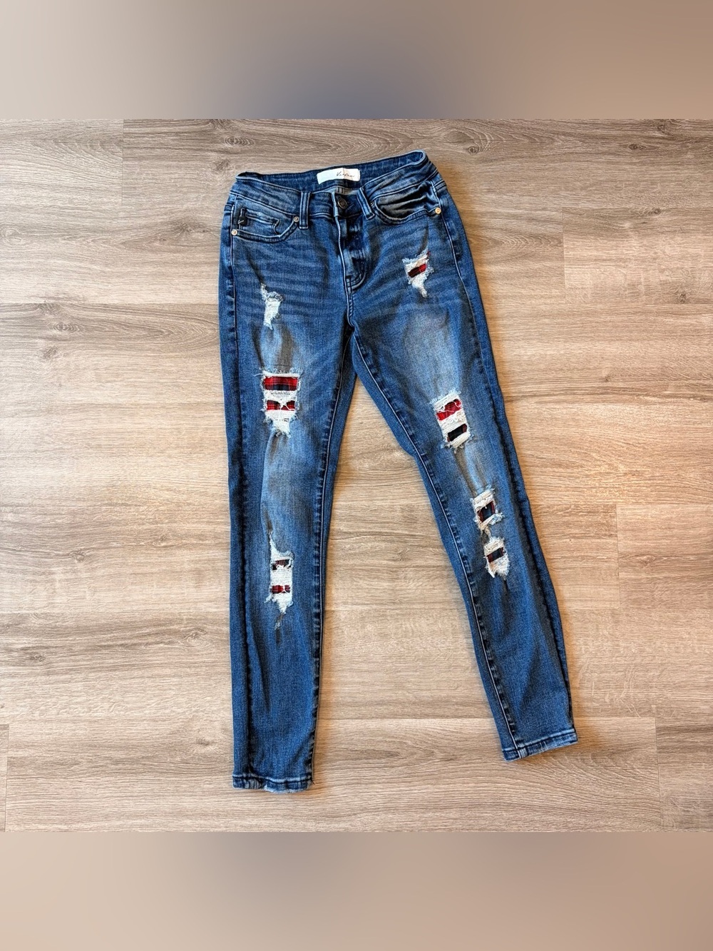 KanCan distressed plaid patch denim jeans